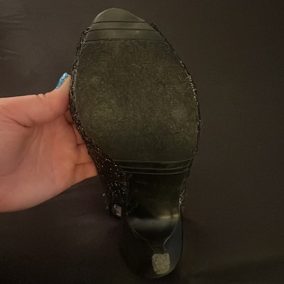 A Touch of Nina Sparkly High Heels - Picture 4 of 8